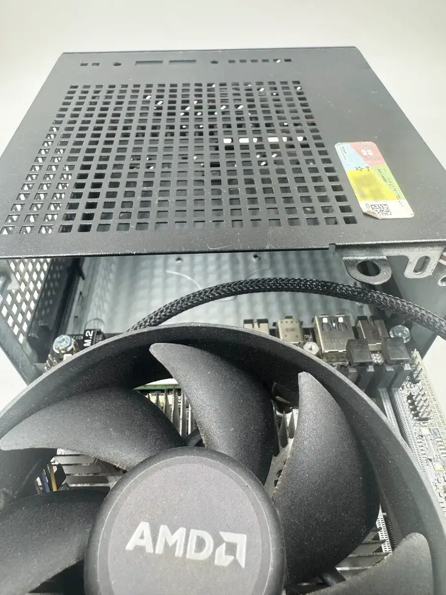 Міні ПК asrock a300, AMD Ryzen 5 2400G (4x 3.6-3.9 GHz) — Kompik